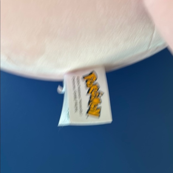 Pokémon Squishmallows Clefairy Plush Figure - Picture 4 of 6